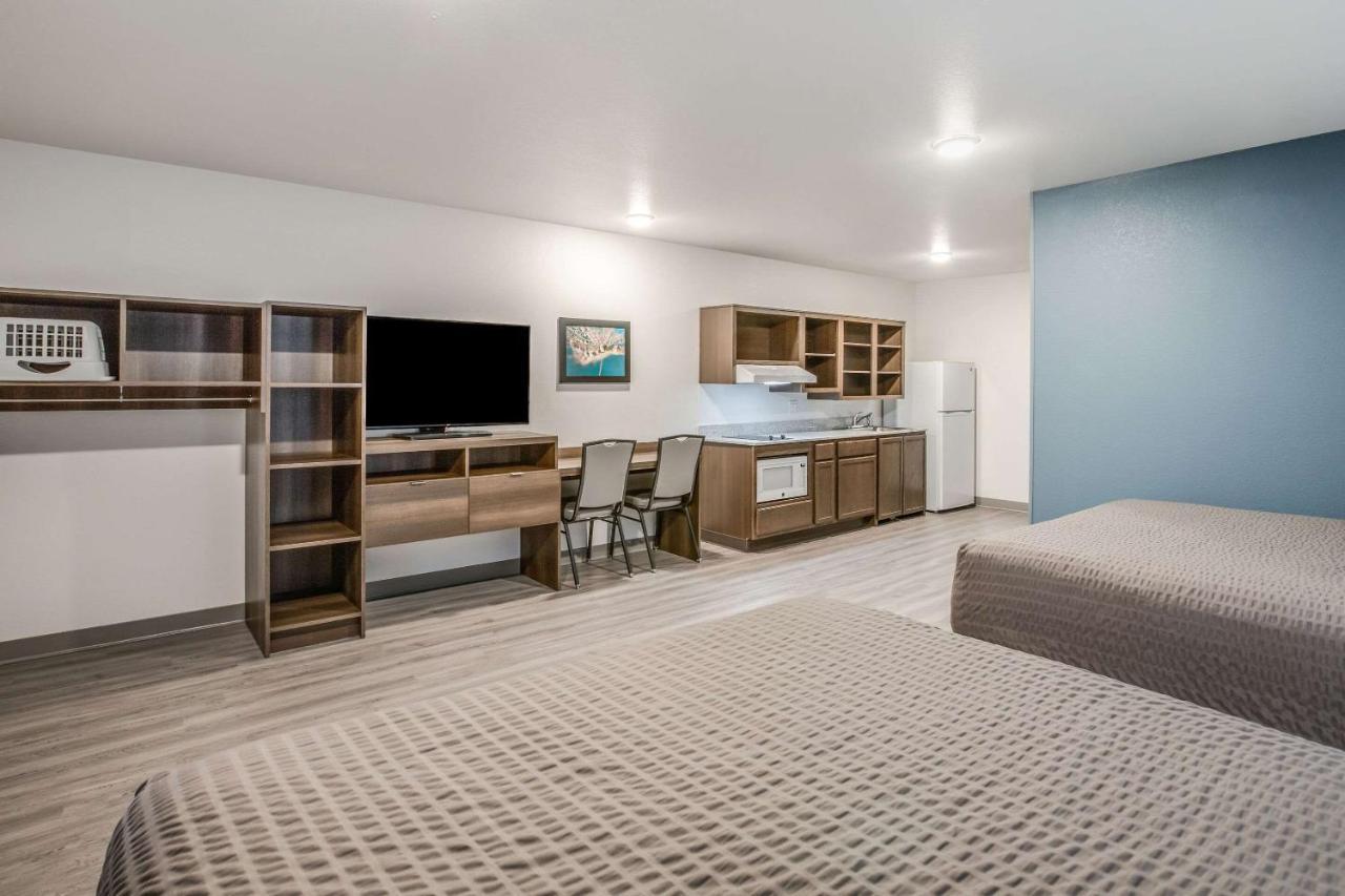 Woodspring Suites Detroit Farmington Hills Ngoại thất bức ảnh