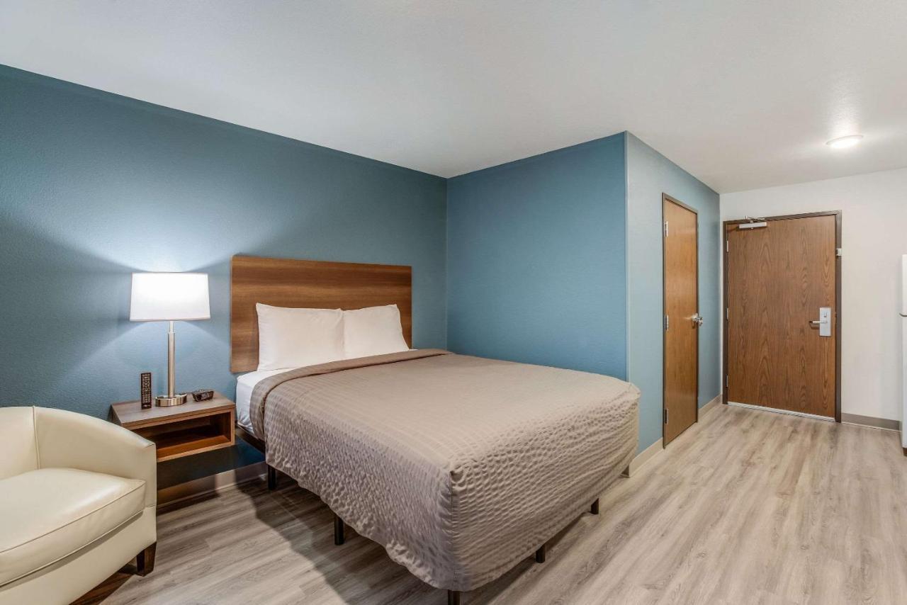 Woodspring Suites Detroit Farmington Hills Ngoại thất bức ảnh